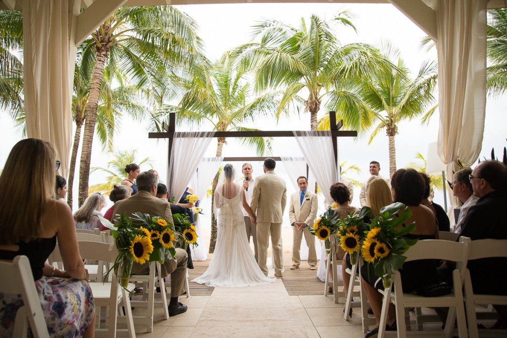 Puerto Rico Destination Wedding Photography at Courtyard by Marriott Isla Verde (53)