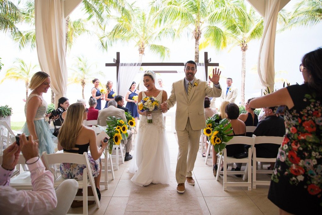 Puerto Rico Destination Wedding Photography at Courtyard by Marriott Isla Verde (52)