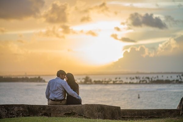Honeymoon engagement session at Old San Juan by Puerto Rico wedding photographer (3)