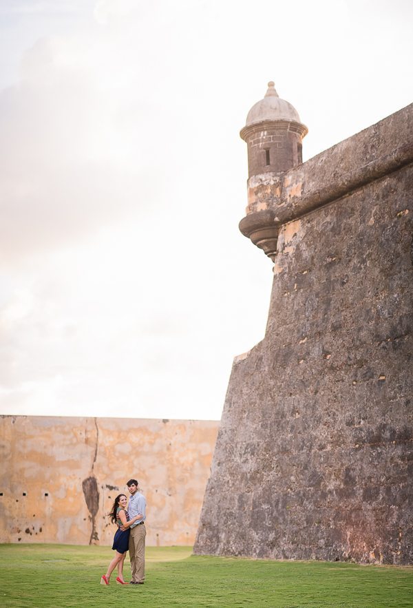 Honeymoon engagement session at Old San Juan by Puerto Rico wedding photographer (5)