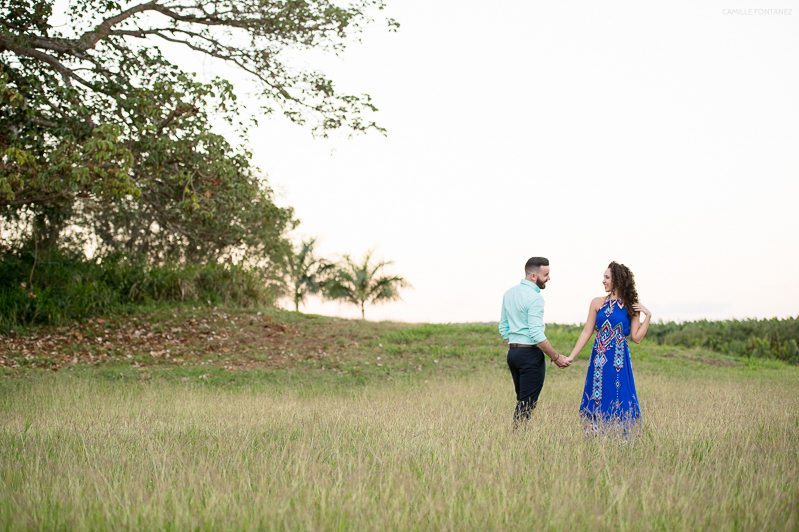 Sesion de fotos en naturaleza de Puerto Rico por Camille Fontanez fotografo de bodas