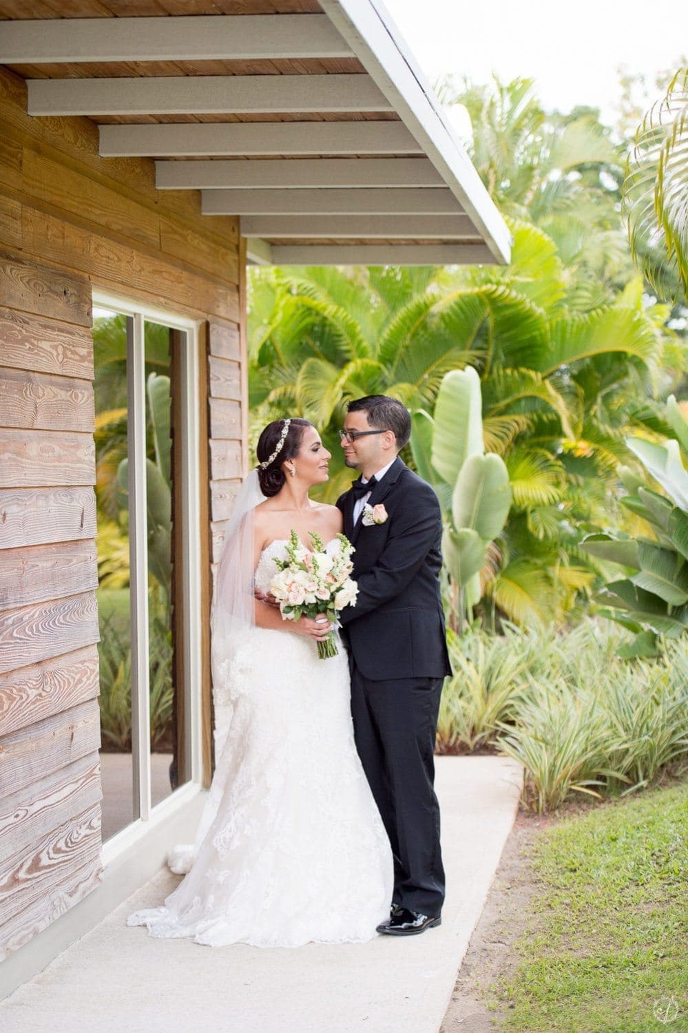 Recepcion de bodas en Zafra del Caribe Gurabo Puerto Rico por Camille Fontanez fotografo de bodas