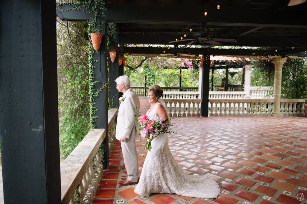 Photographer Camille Fontanez shares a destination wedding captured on Hacienda Siesta Alegre, one of the best venues in Puerto Rico