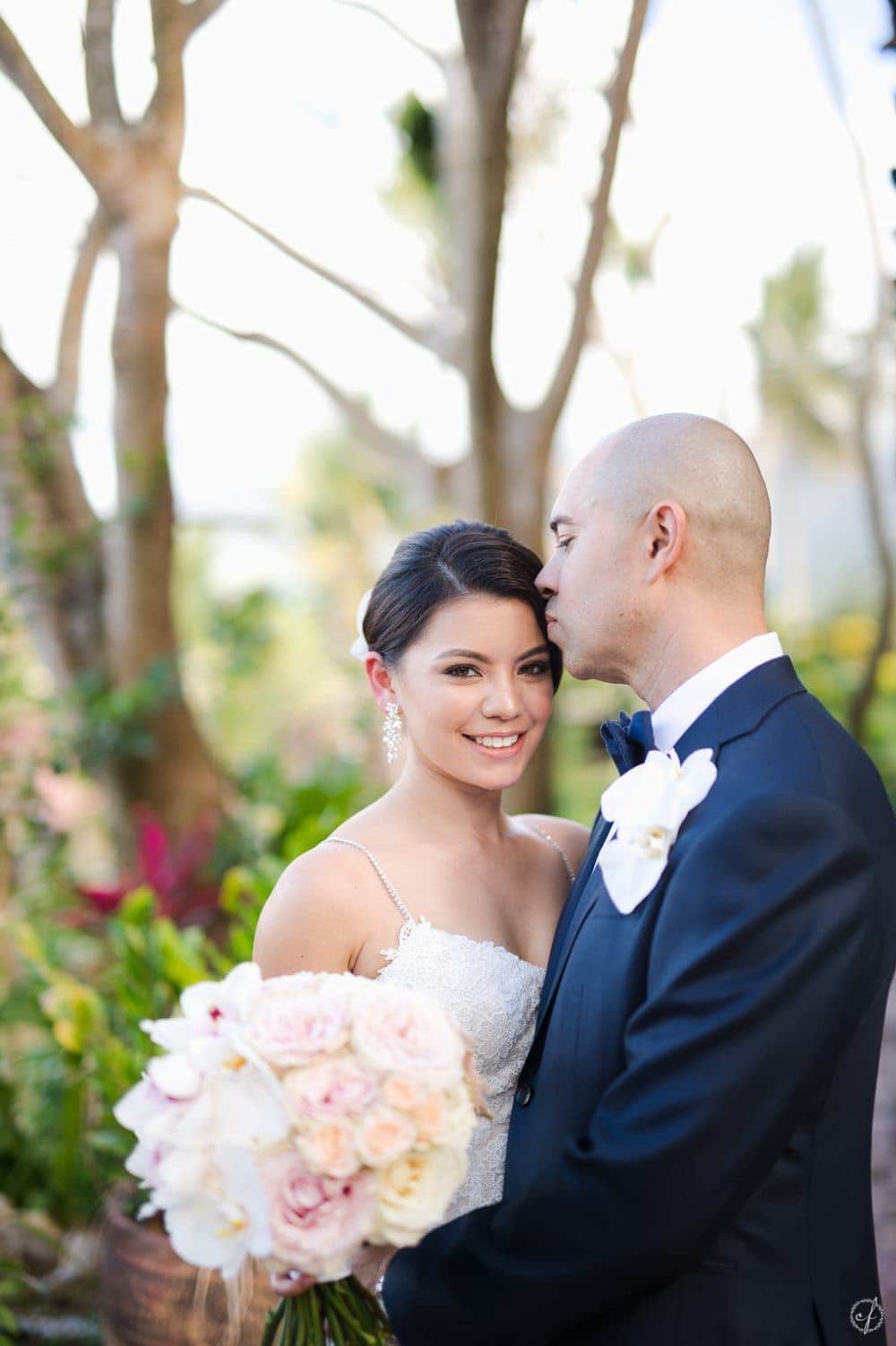 Puerto Rico wedding photographer Camille Fontanez shares a beautiful outdoor destination wedding at Hacienda Rio Grande