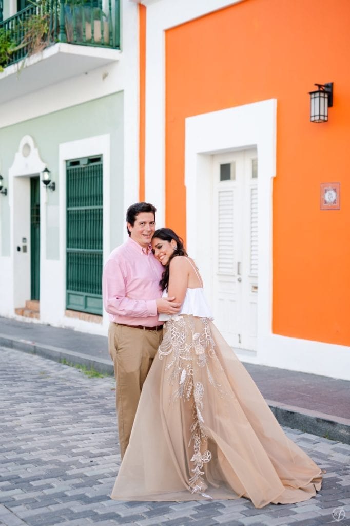 Sesion love story en Viejo San Juan y en comunidad la Perla