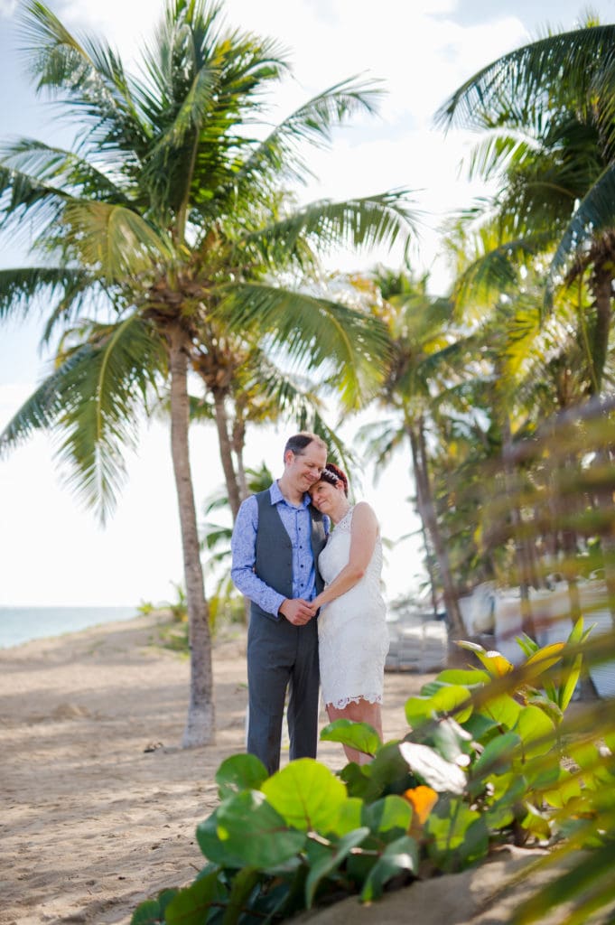 Elopement photography in Ocean Park, Condado and Calle Loiza by Puerto Rico wedding photographer Camille Fontanez
