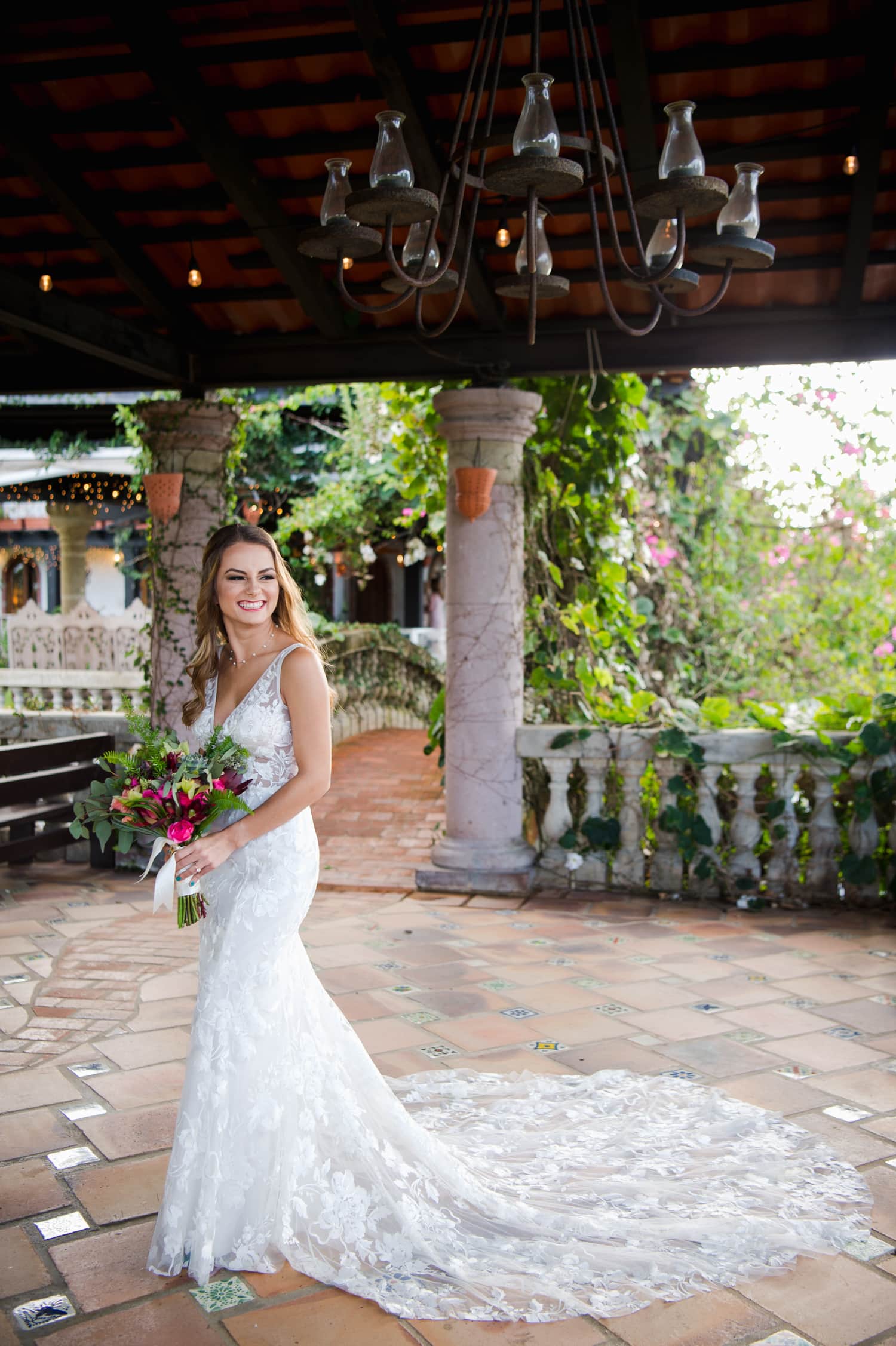 destination wedding photographer Camille Fontanez captures a beautiful outdoor wedding at Hacienda Siesta Alegre in Puerto Rico, Caribbean