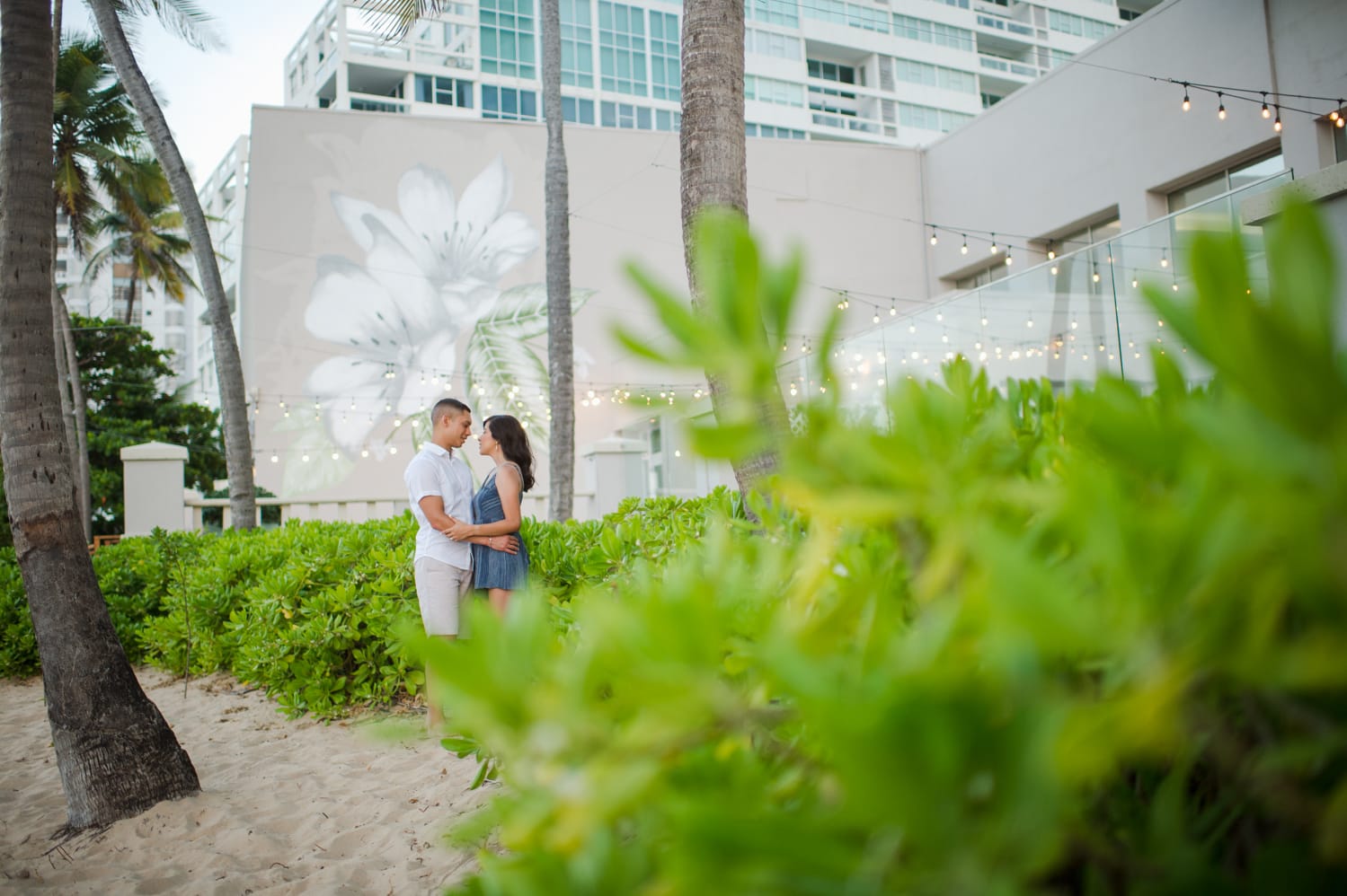 Anniversary vacation photo session in San Juan Marriott by Camille Fontanez