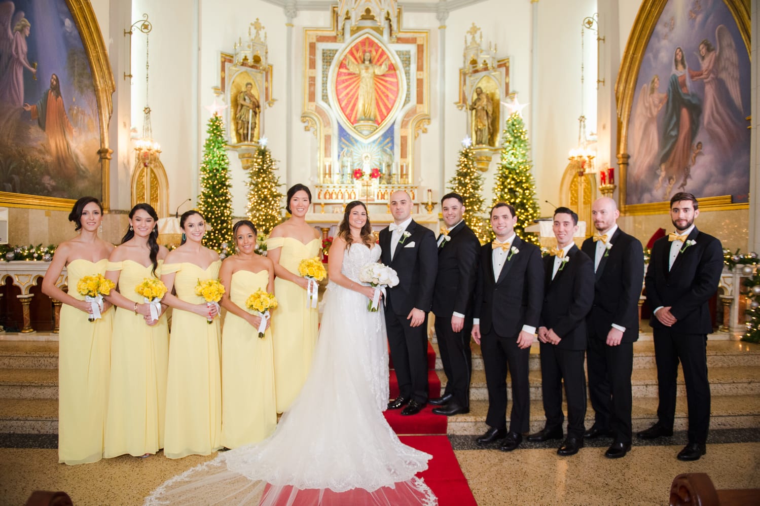 Destination wedding at Parroquia San Jorge in Santurce, by Puerto Rico photographer Camille Fontz