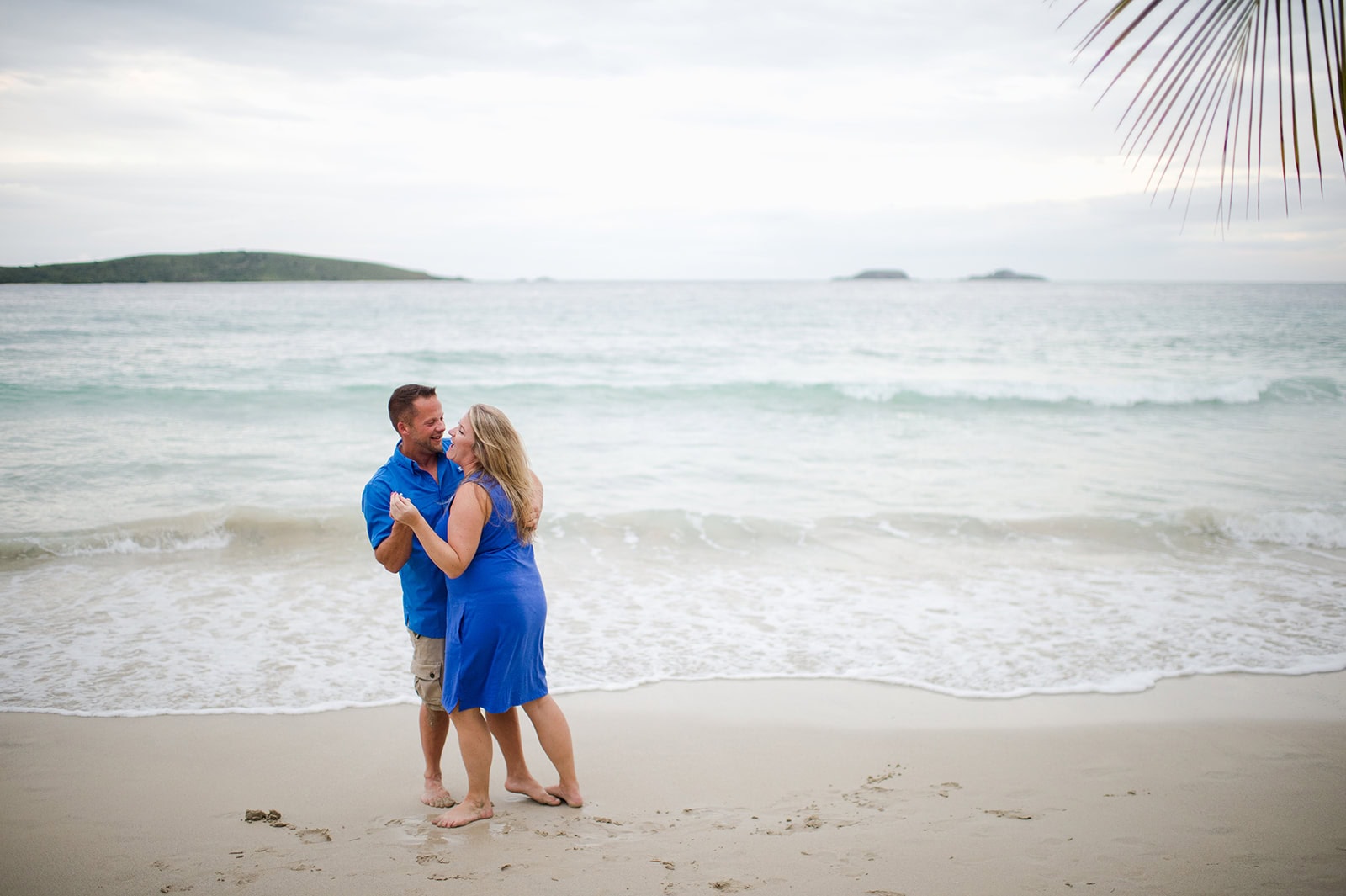 surprise marriage proposal photography in Zoni Beach, Culebra Puerto Rico