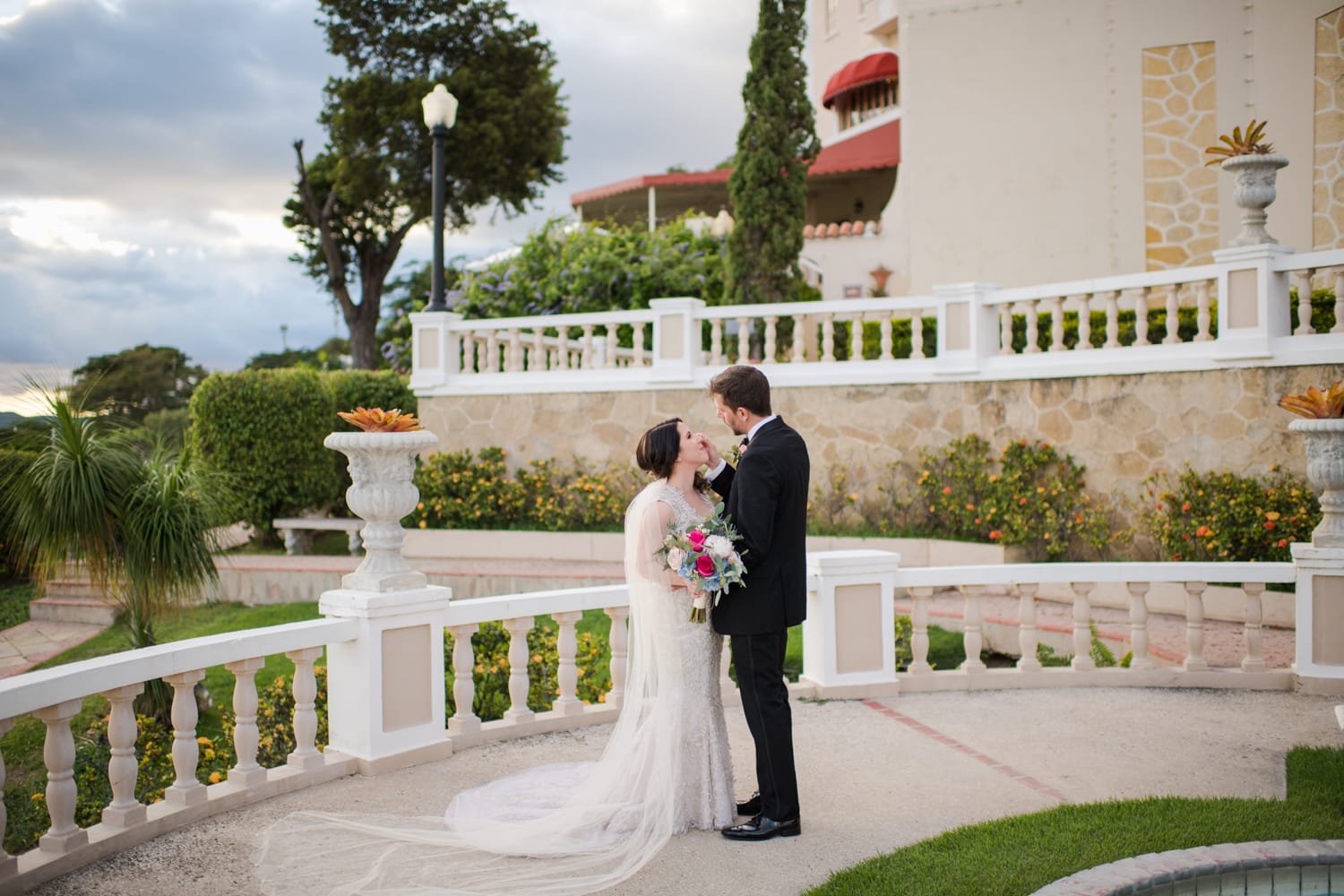 Castillo Serralles wedding photography by Puerto Rico photographer Camille Fontanez