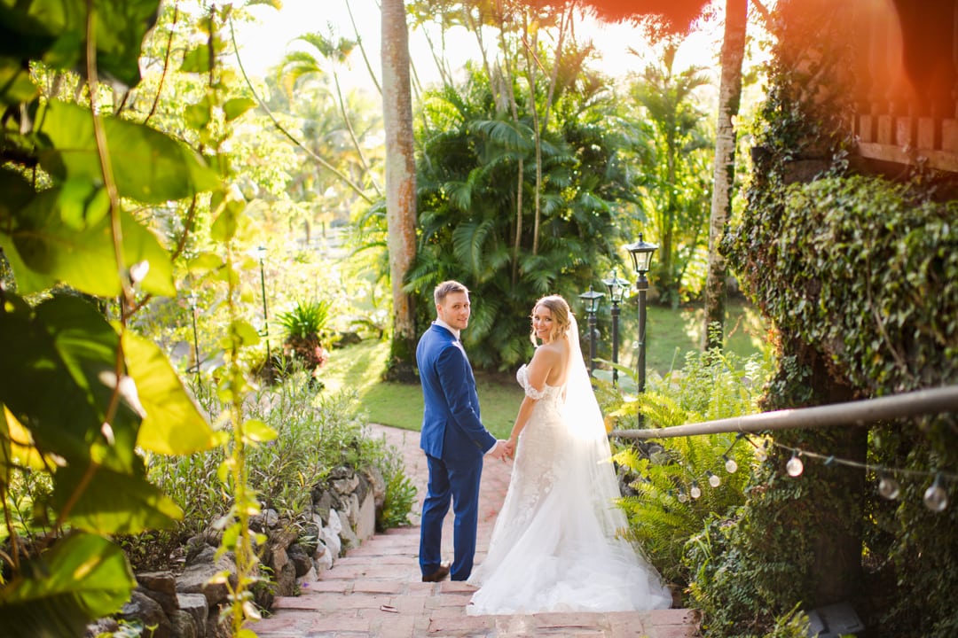 Puerto Rico wedding photographer Camille Fontanez captures a destination wedding at Hacienda Siesta Alegre