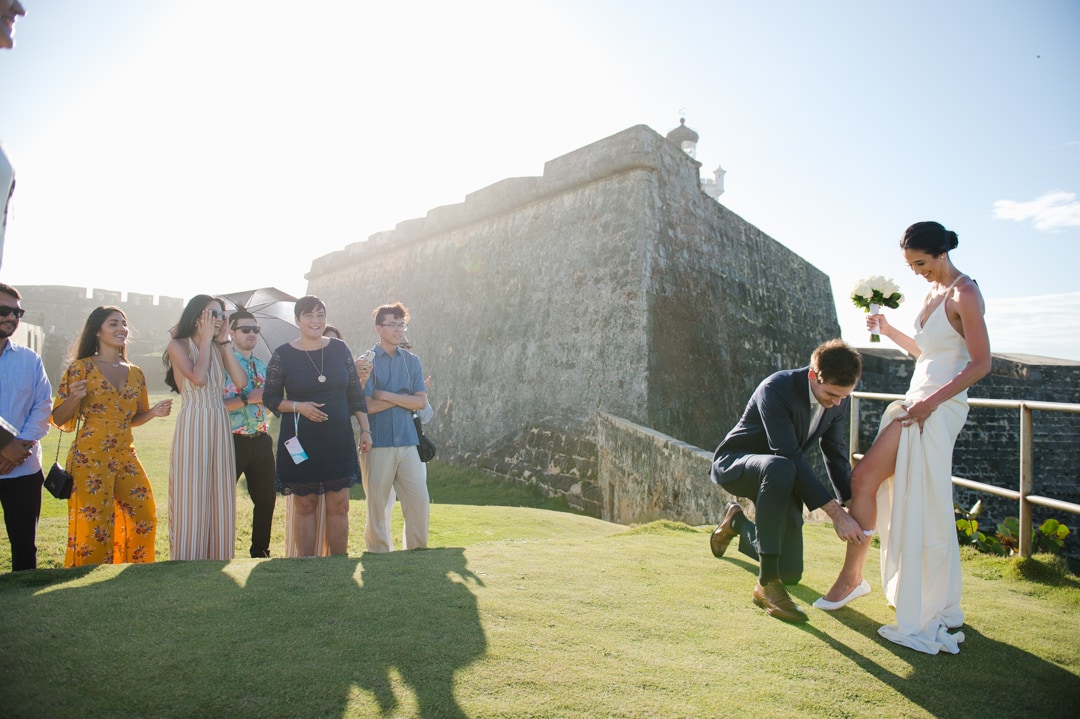 Small intimate elopement at El Morro by Puerto Rico wedding photographer Camille Fontanez
