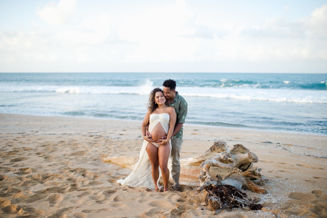 maternity photoshoot at Puerto Rico beach