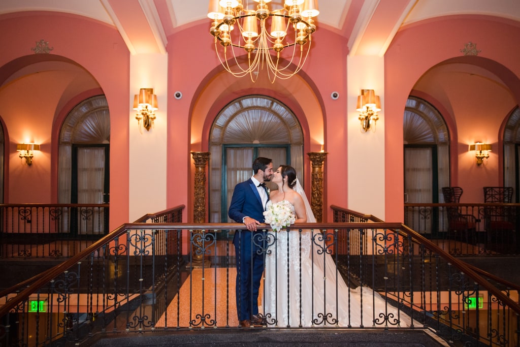 fotografa de boda lujosa en condado vanderbilt hotel