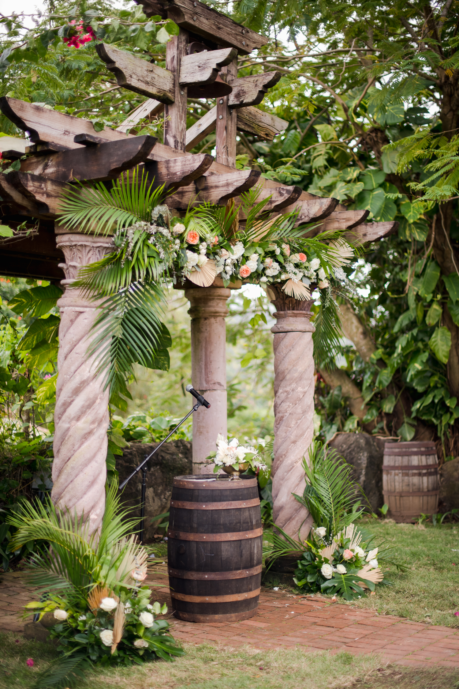 bohemian tropical destination wedding photography in hacienda siesta alegre puerto rico