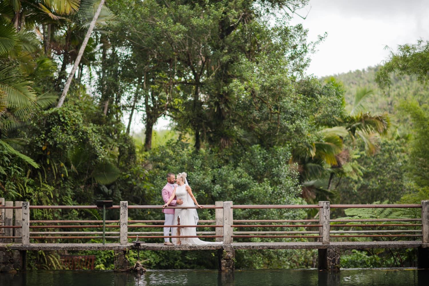 yunque-rainforest-puerto-rico-elopement-wedding-portraits-004.jpg