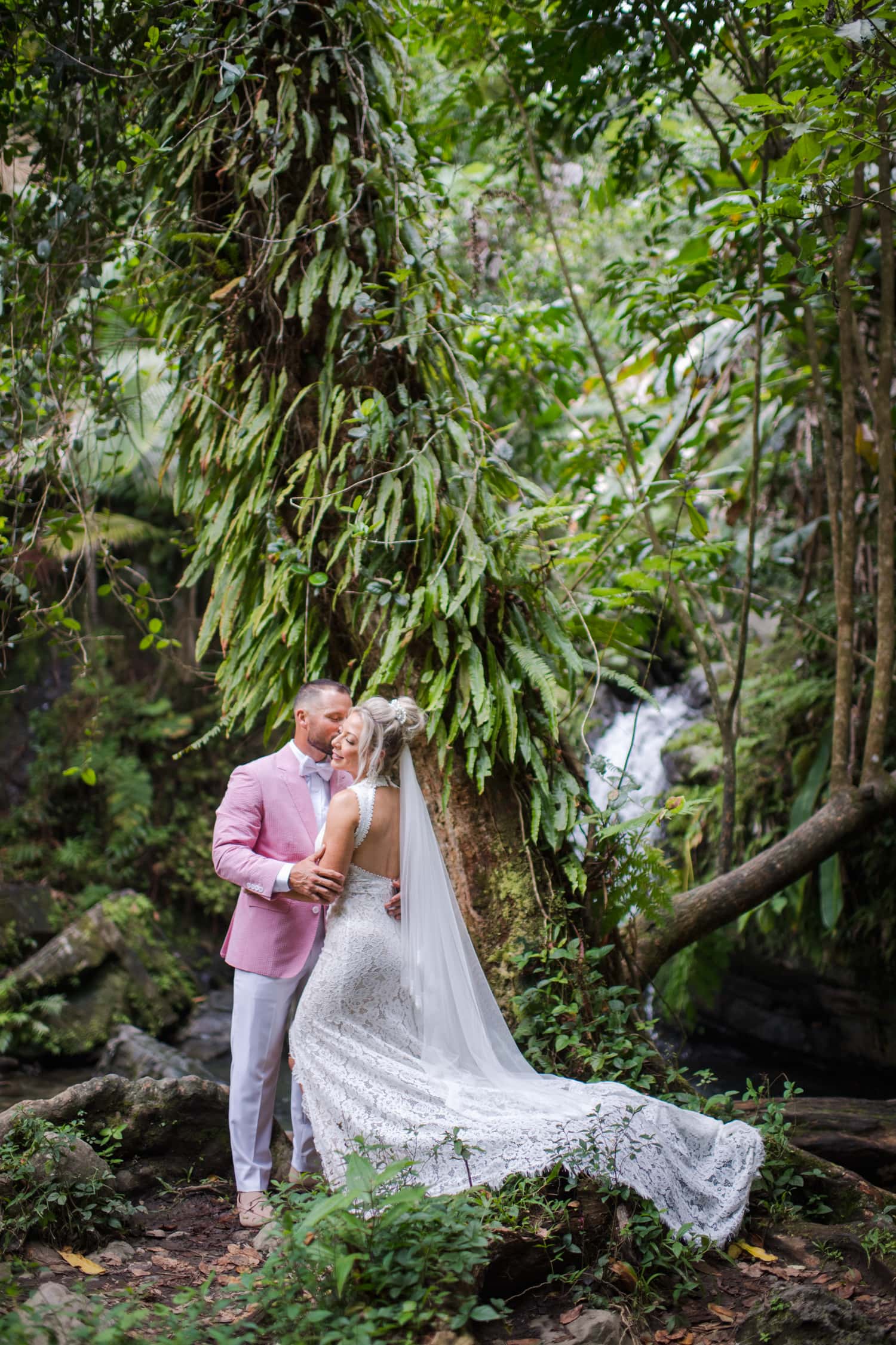 yunque-rainforest-puerto-rico-elopement-wedding-portraits-006.jpg