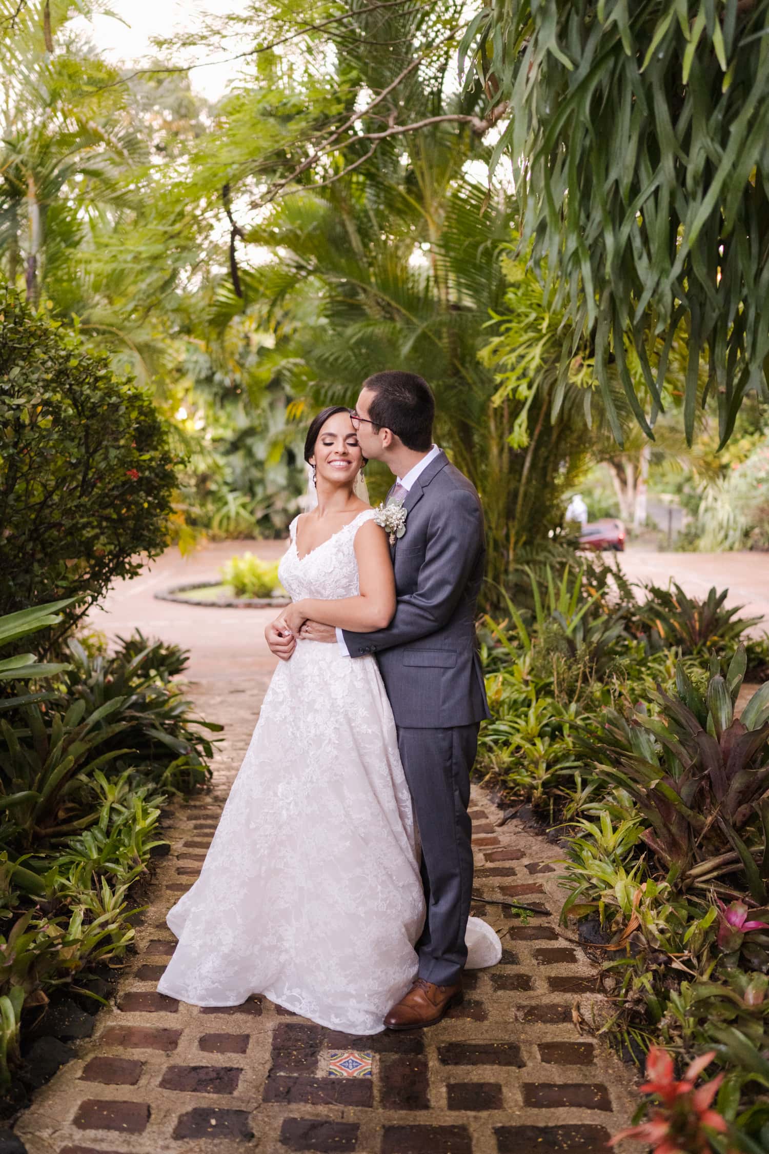 fotografo de bodas en jardines del castillo puerto rico
