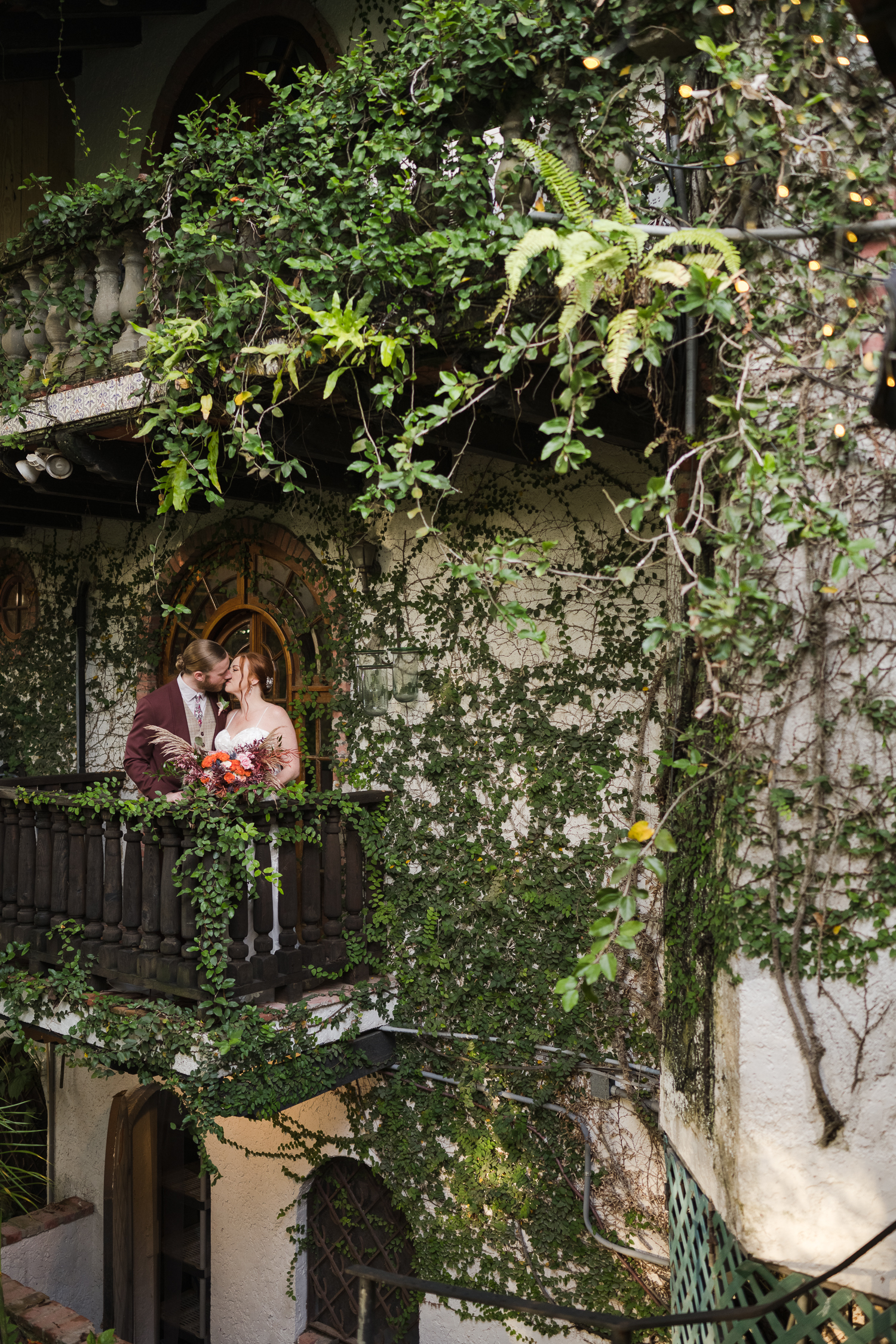 candid-wedding-photography-hacienda-siesta-alegre-puerto-rico-042.jpg