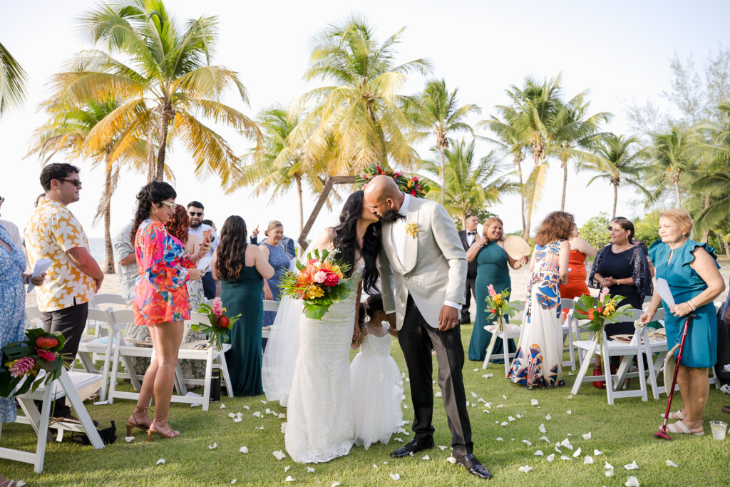 beach newlywed photos in marriott courtyard isla verde puerto rico ceremony decor hexagon arch