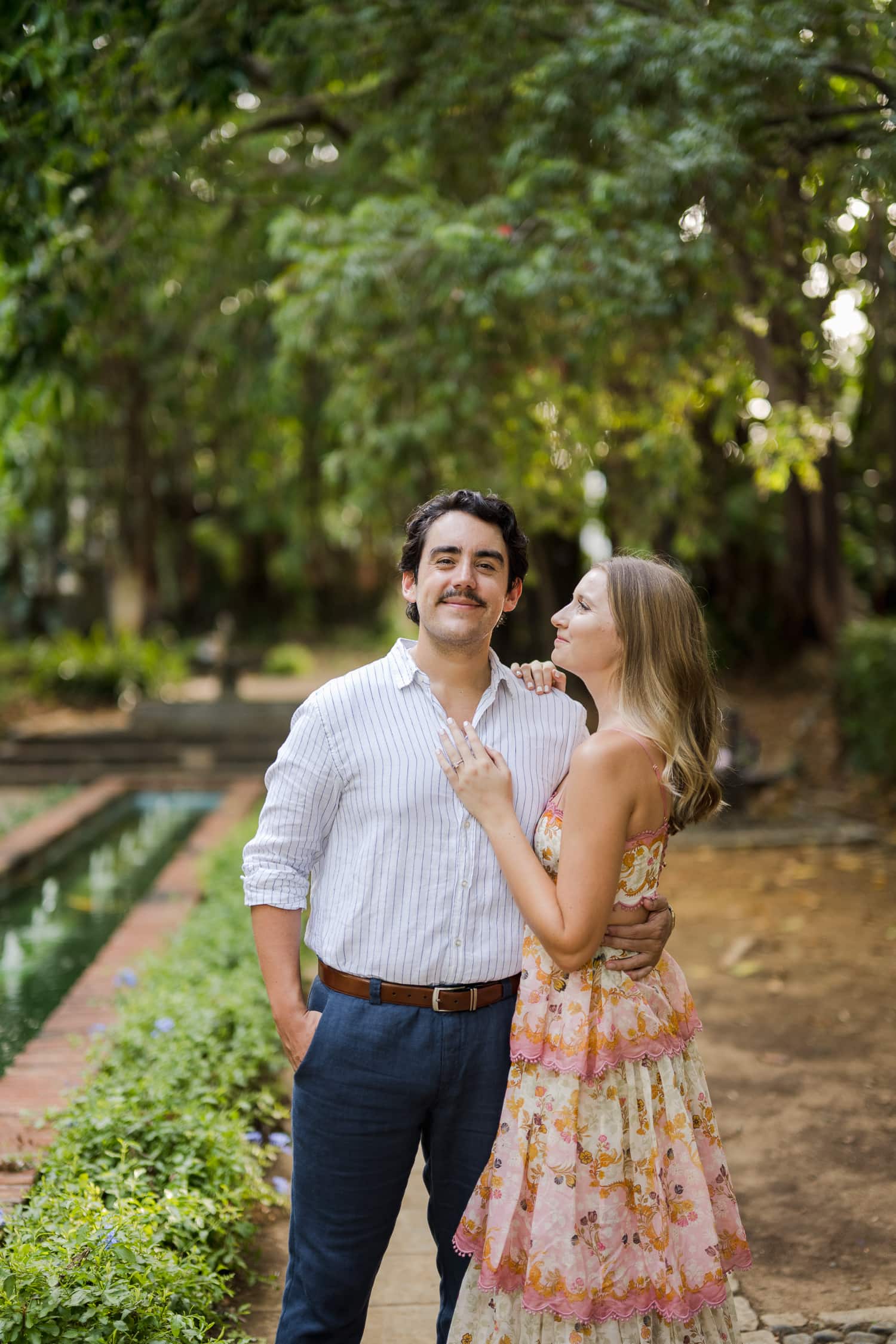 Engagement elopement photos in Museo Casa Blanca in Old San Juan by Puerto Rico wedding photographer