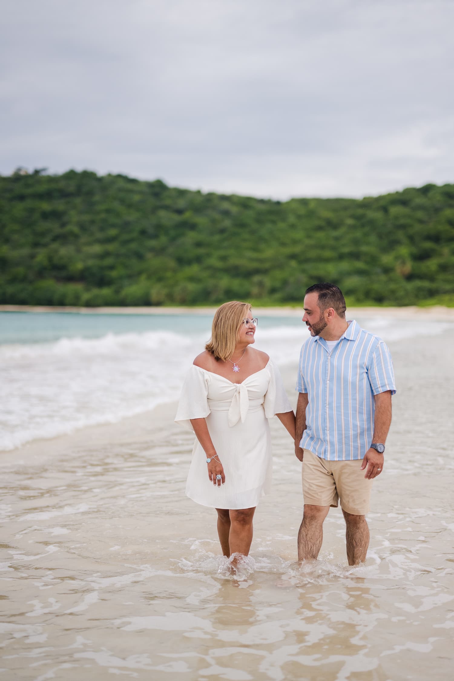 honeymoon newlywed couples photography in Culebra, flamenco beach