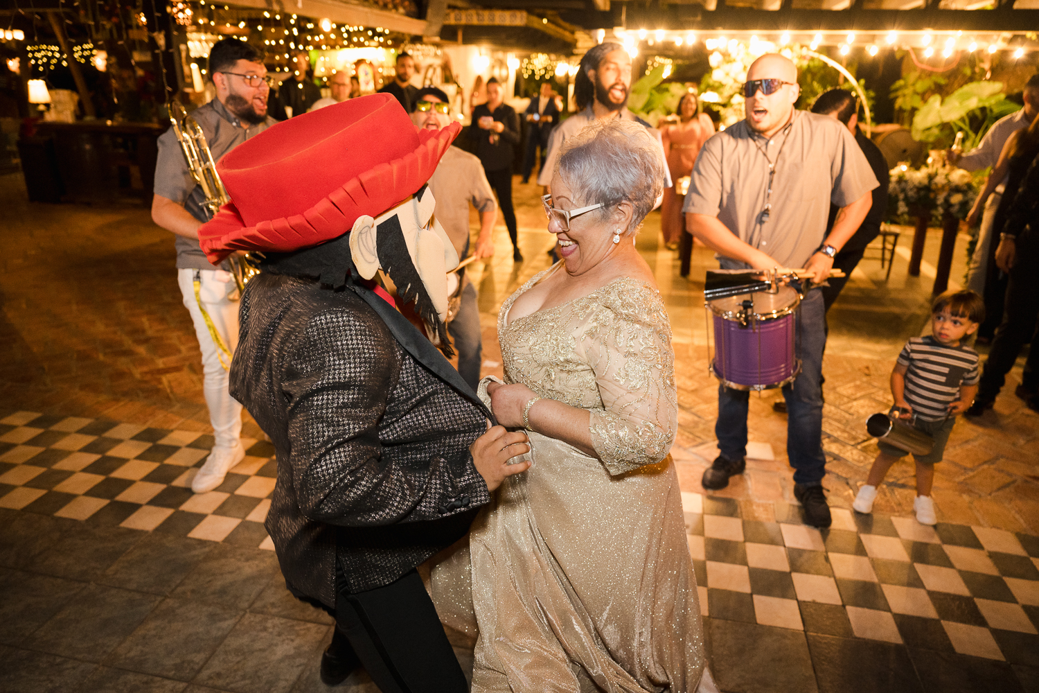 Boda doble y bodas de oro en Hacienda Siesta Alegre, Puerto Rico