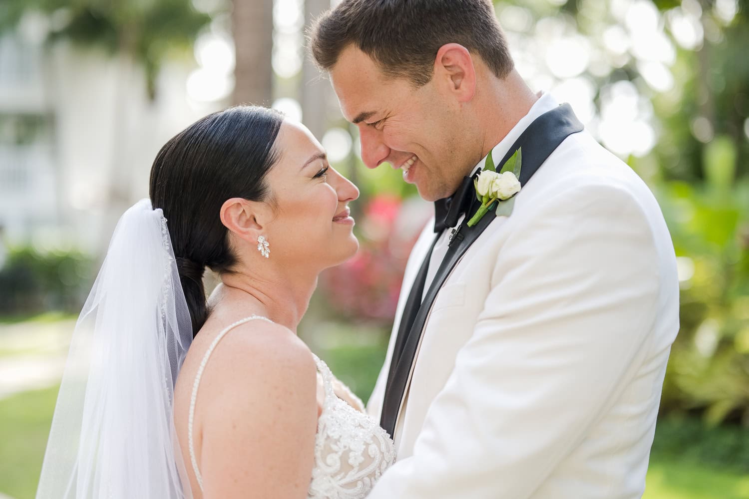 elegant refined luxury outdoor wedding banyan tree fairmont hotel el san juan resort