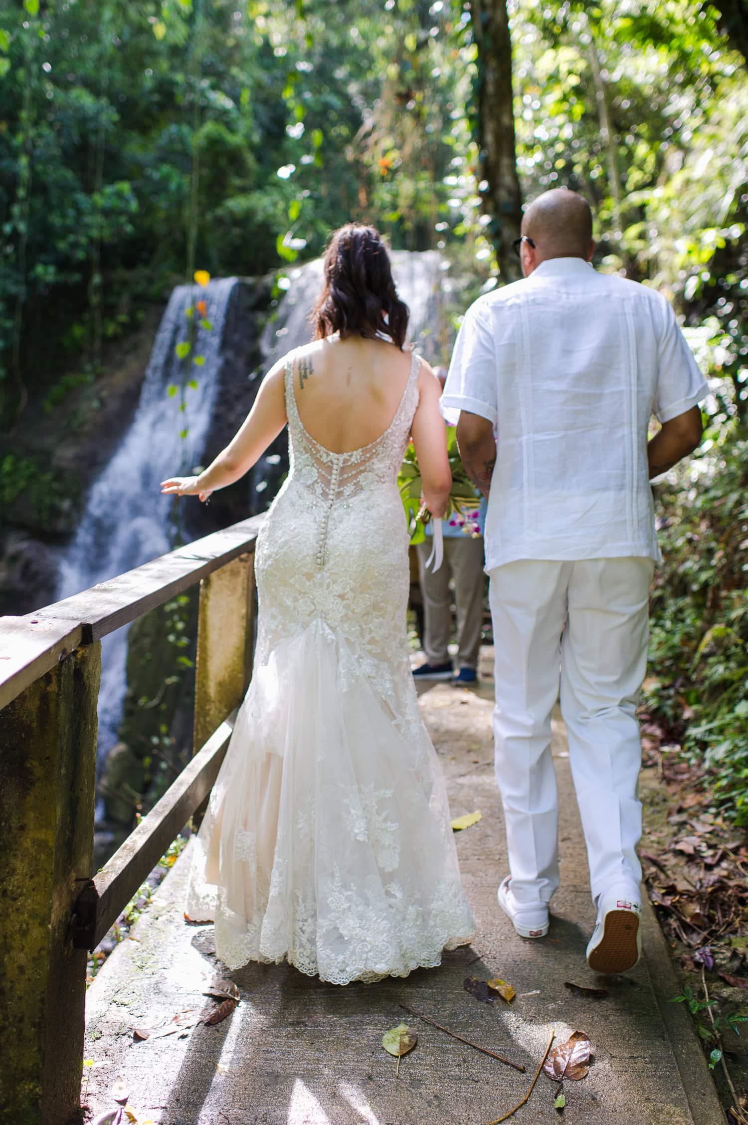 intimate elopement wedding photos at Cascada Gozalandia Falls in San Sebastian Puerto Rico