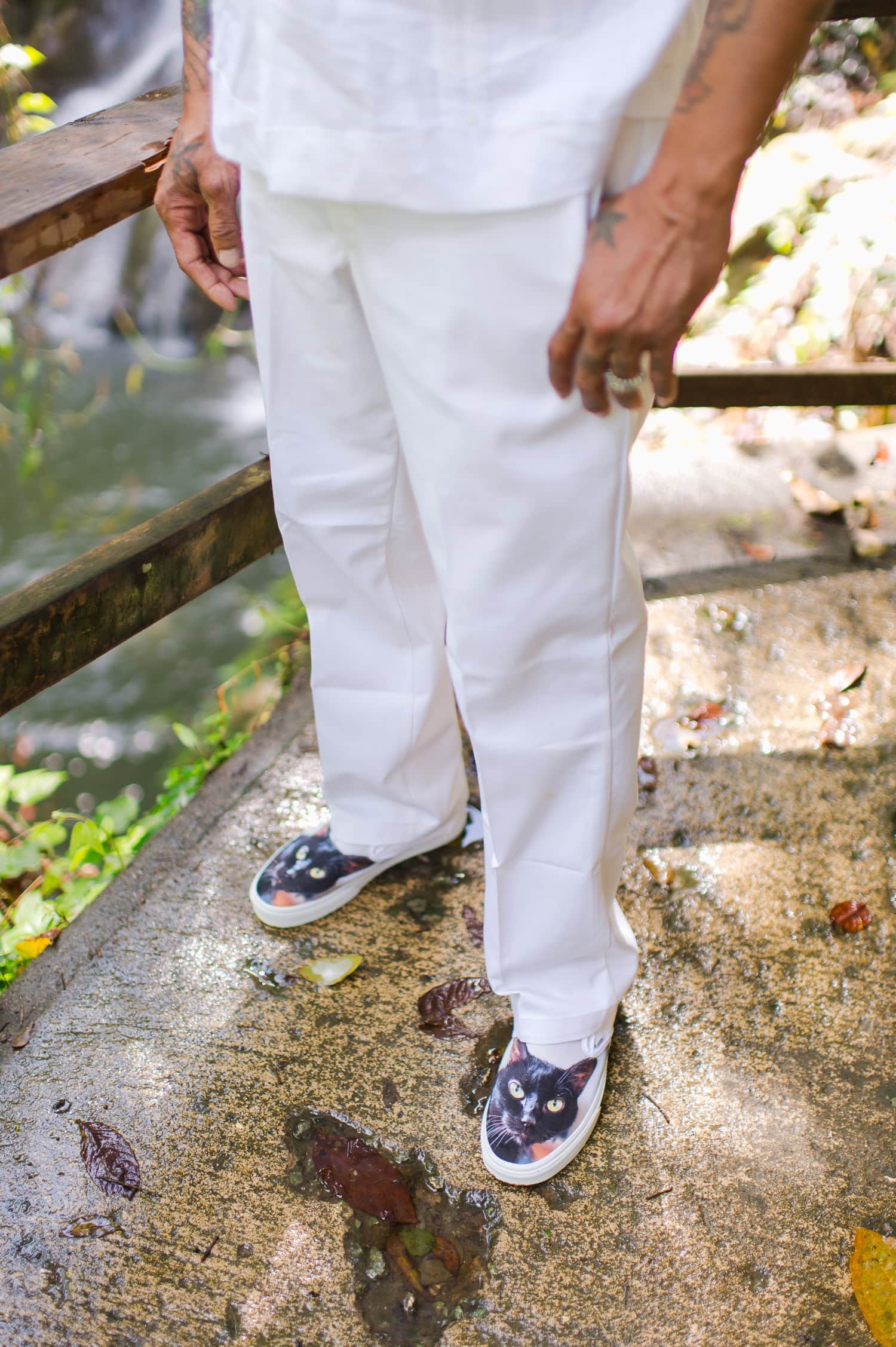 intimate elopement wedding photos at Cascada Gozalandia Falls in San Sebastian Puerto Rico