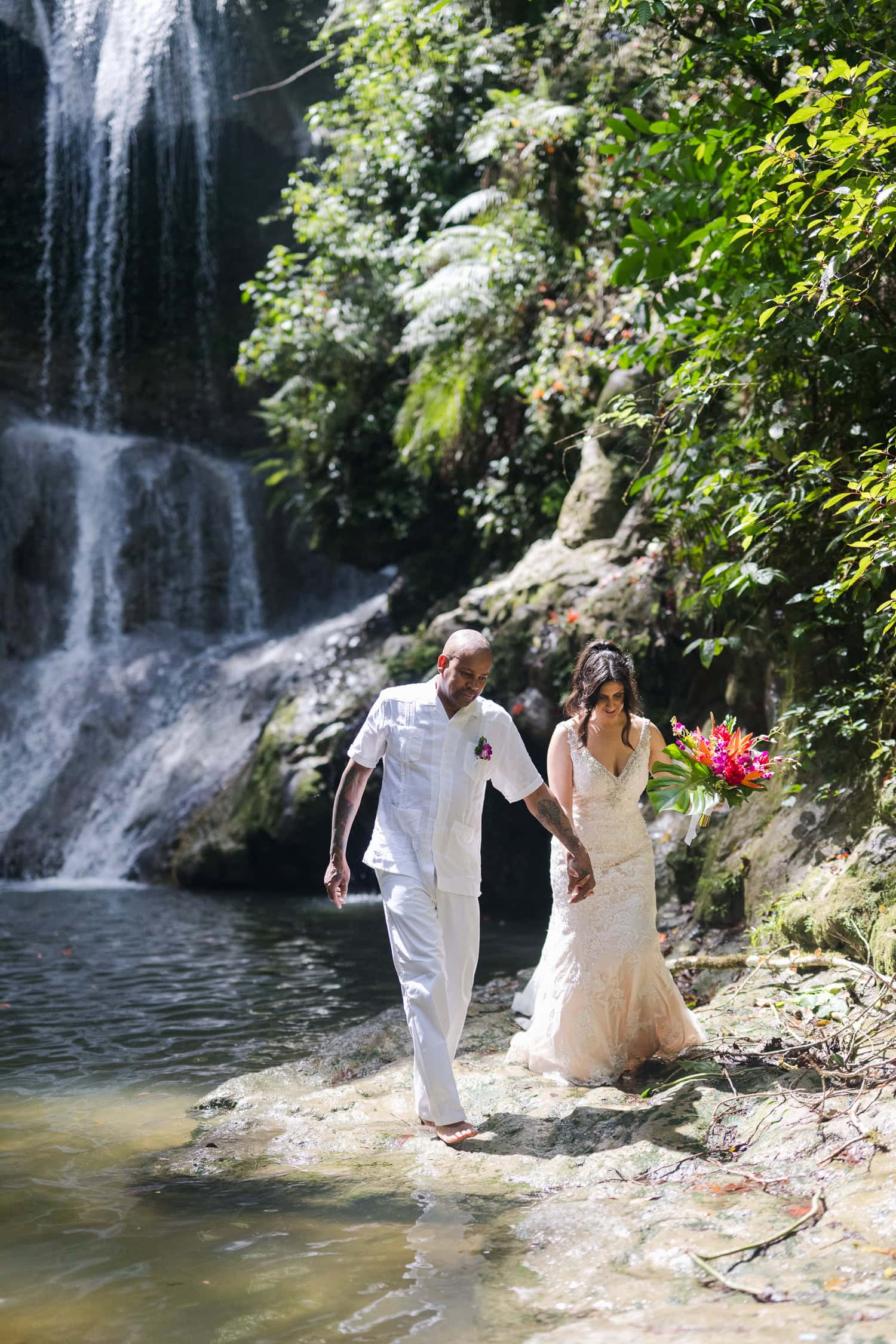 intimate elopement wedding photos at Cascada Gozalandia Falls in San Sebastian Puerto Rico