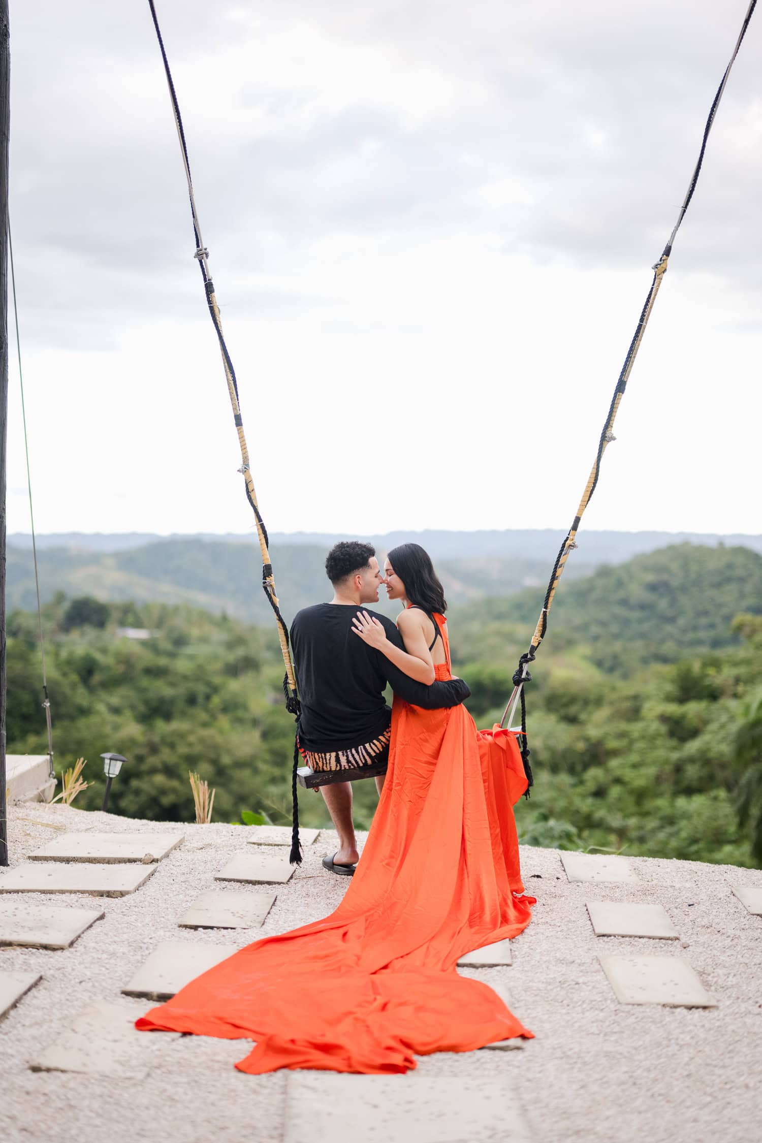 las-marias-airbnb-engagement-anniversary-honeymoon-photography-intimate-romantic-002.jpg