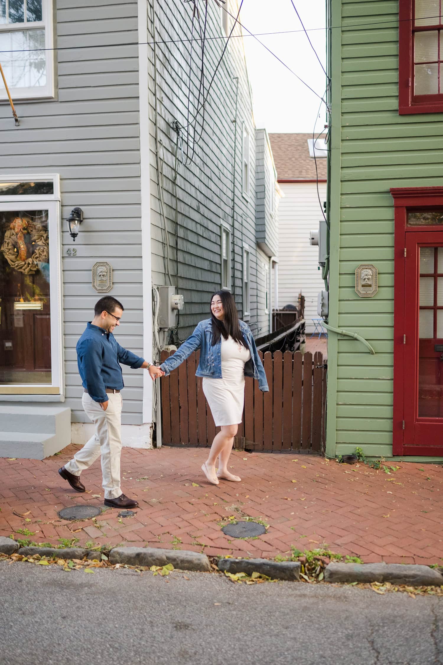 Engagement Photos in Historic Downtown Annapolis, Maryland