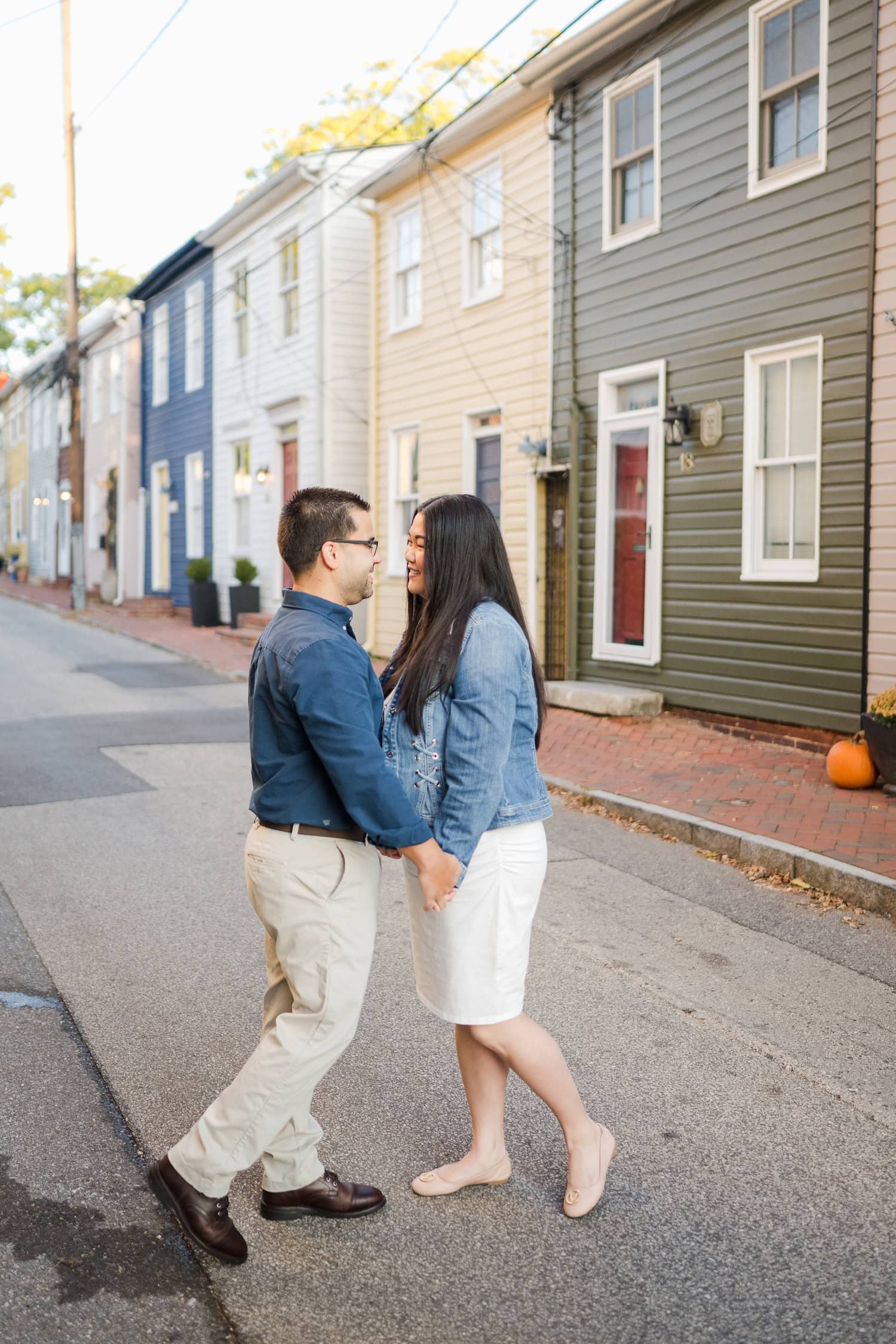 Engagement Photos in Historic Downtown Annapolis, Maryland