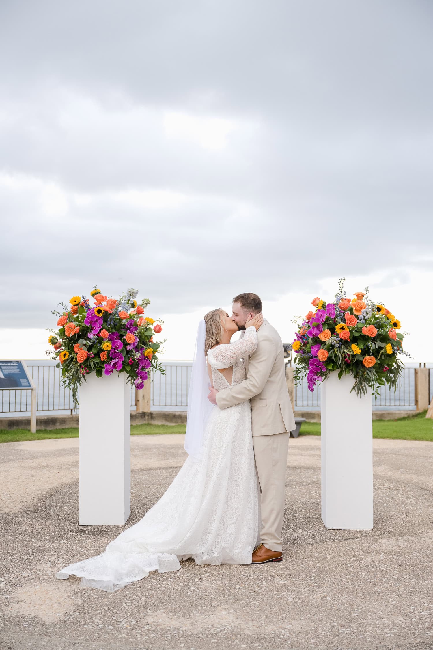 first kiss at Plaza Santa Teresa in Castillo San Cristobal Wedding Photography Puerto Rico