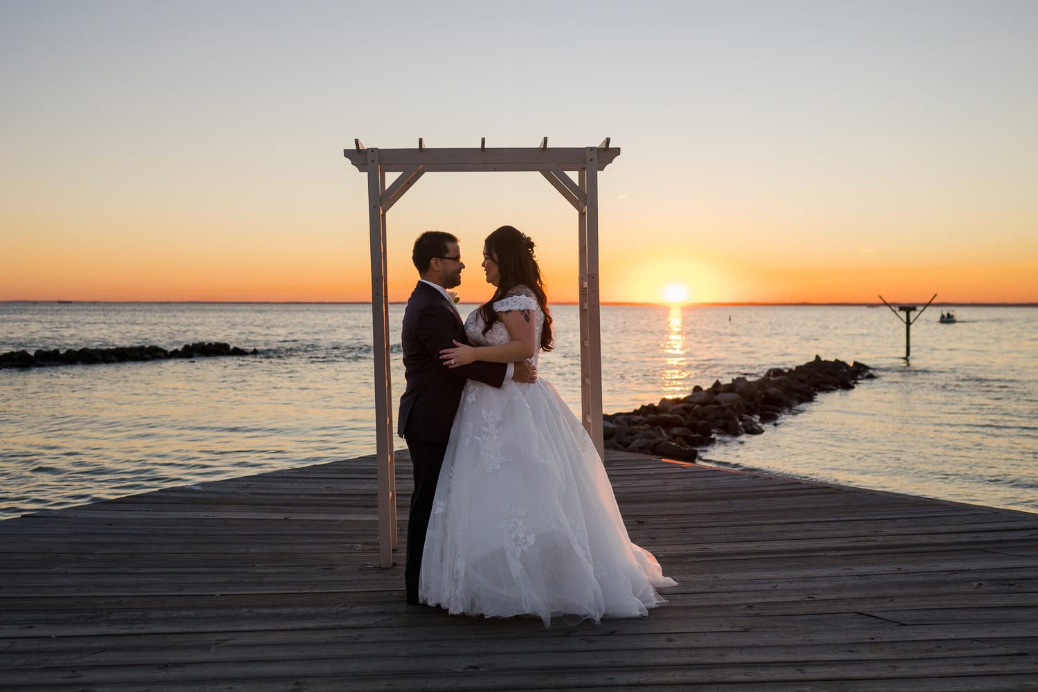 silver swan bayside wedding photography in stevensville maryland