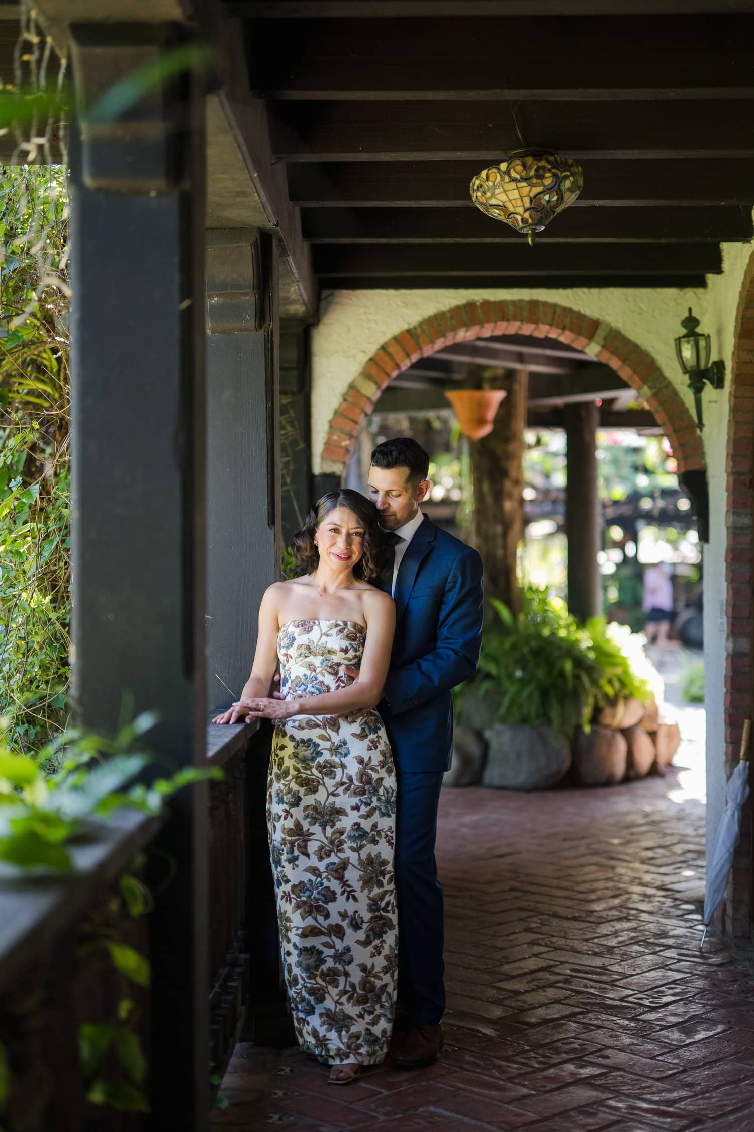 Newlywed photoshoot at Hacienda Siesta Alegre with lush gardens by Puerto Rico wedding photographer