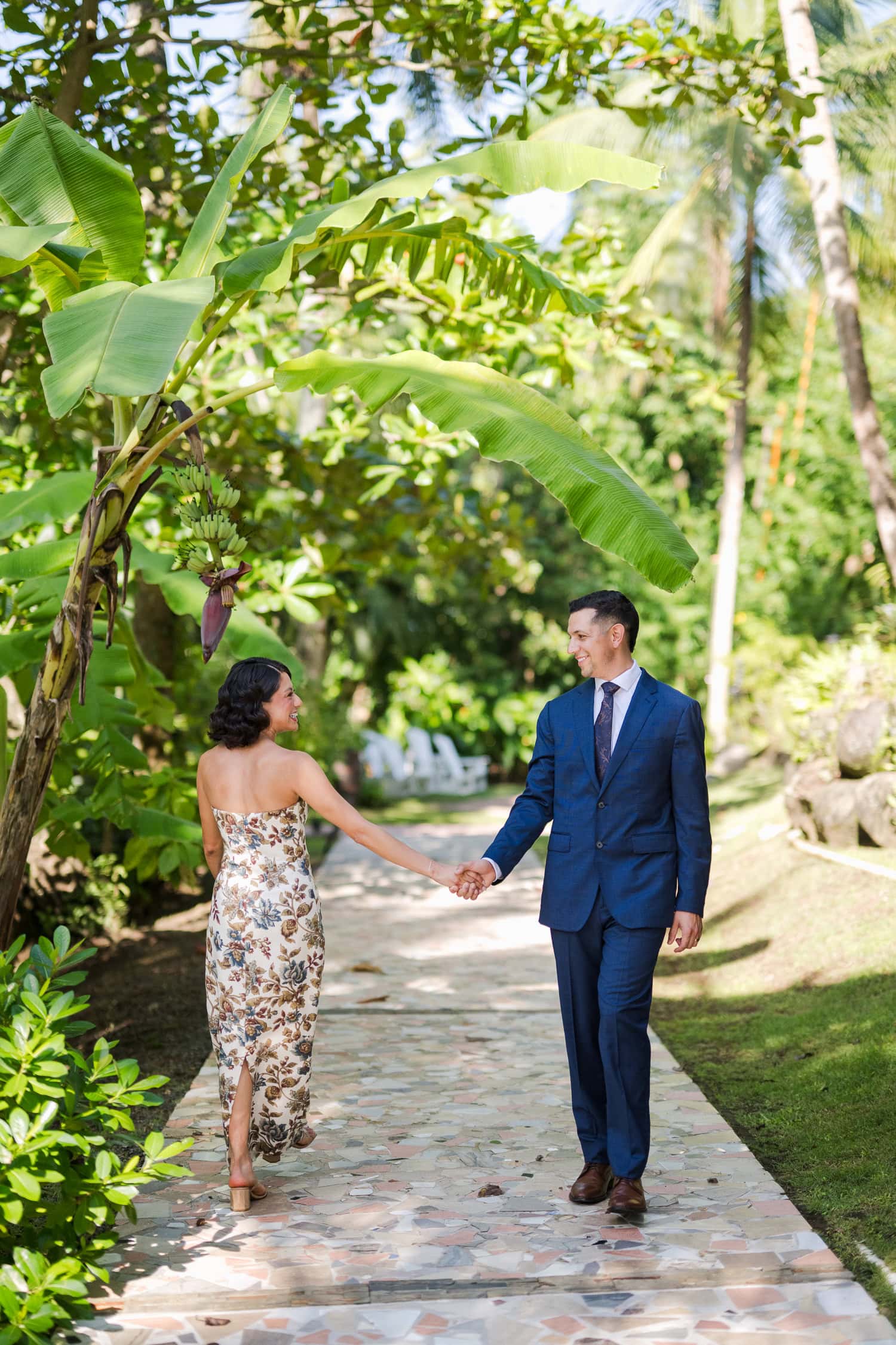 Newlywed photoshoot at Hacienda Siesta Alegre with lush gardens by Puerto Rico wedding photographer