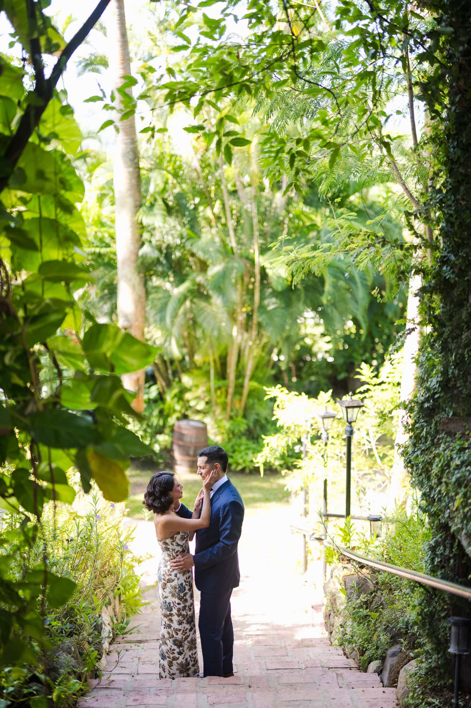 Newlywed photoshoot at Hacienda Siesta Alegre with lush gardens by Puerto Rico wedding photographer