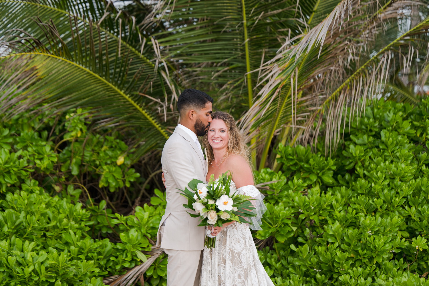 wedding photography at Wyndham Palmas Beach and Golf Resort, Humacao Puerto Rico