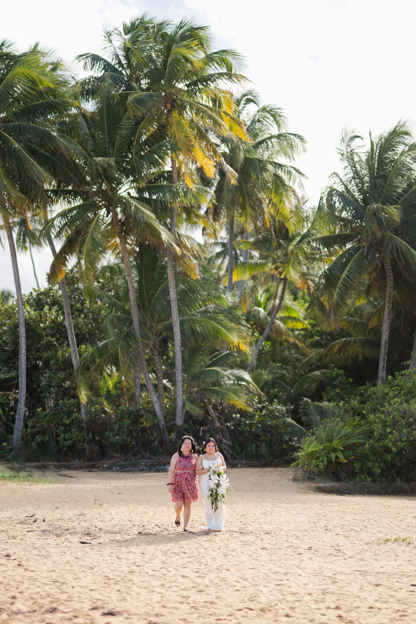 Small intimate beach wedding photography at La Pared Beach, in Luquillo Puerto Rico