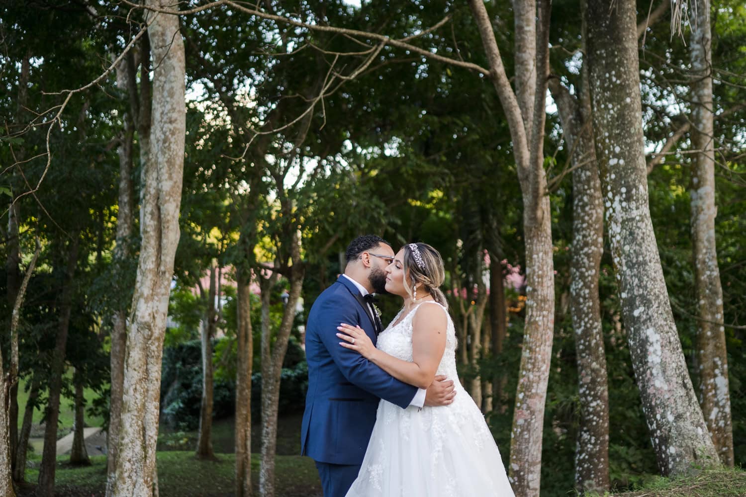 fotografia de bodas en Hacienda Munoz en San Lorenzo, Puerto Rico