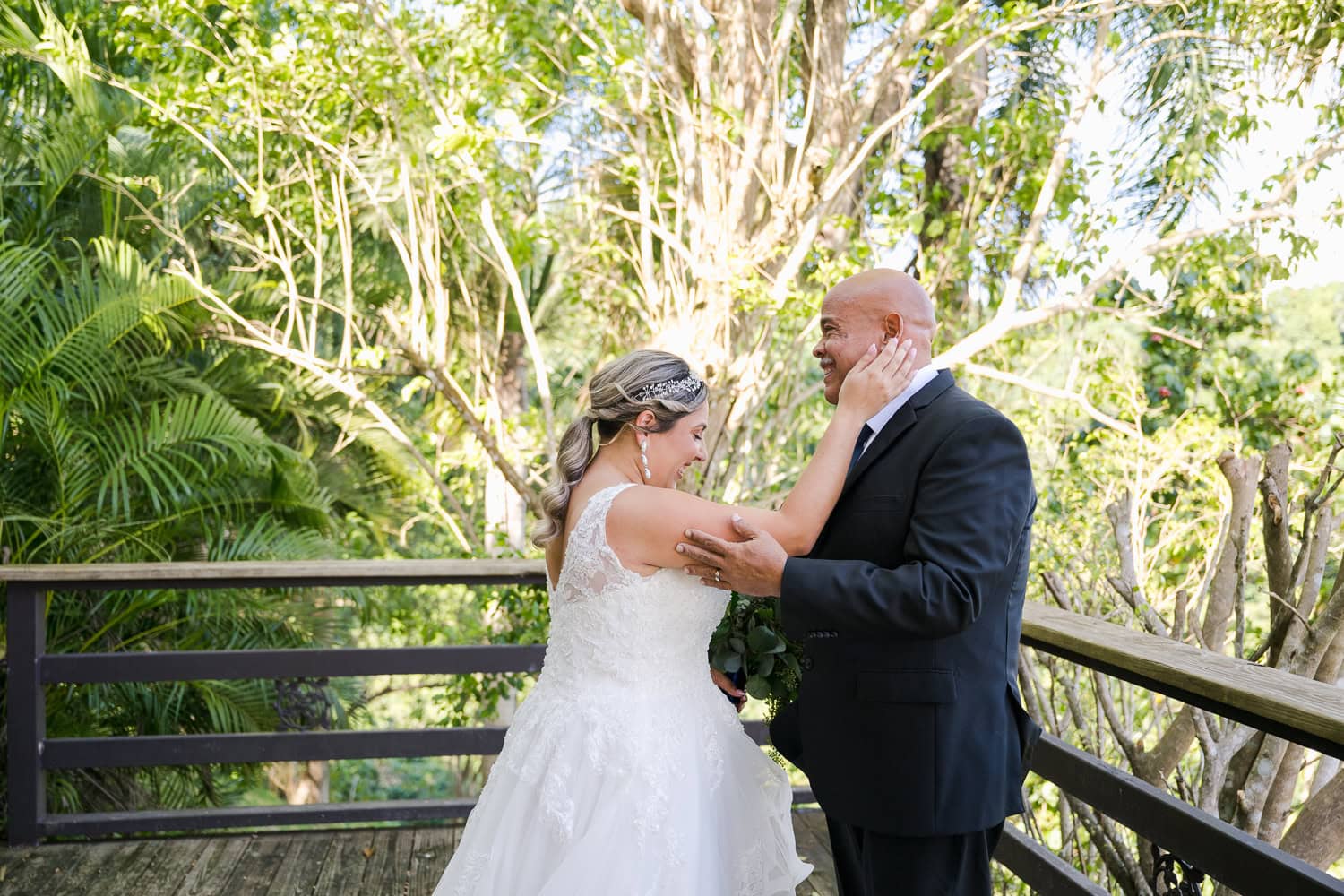 fotografia de bodas en Hacienda Munoz en San Lorenzo, Puerto Rico