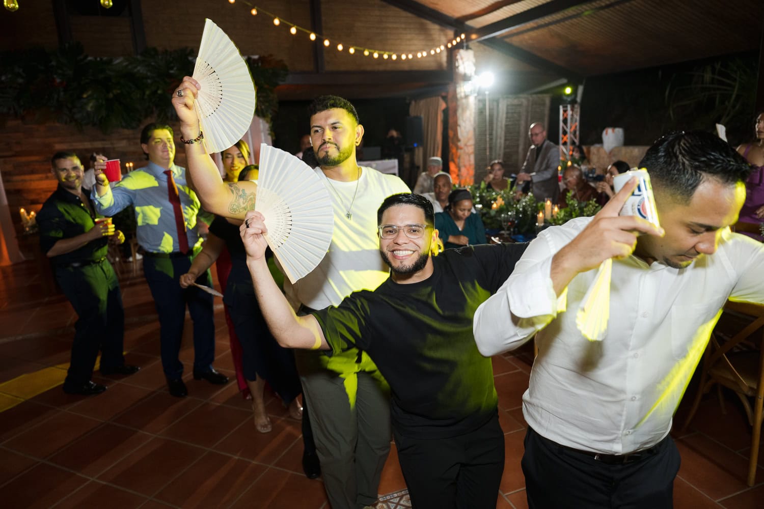 fotografia de bodas en Hacienda Munoz en San Lorenzo, Puerto Rico