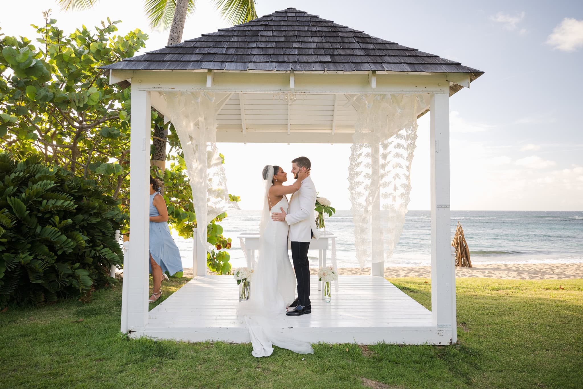 Villa Montana Beach Resort wedding ceremony by the gazebo in Puerto Rico