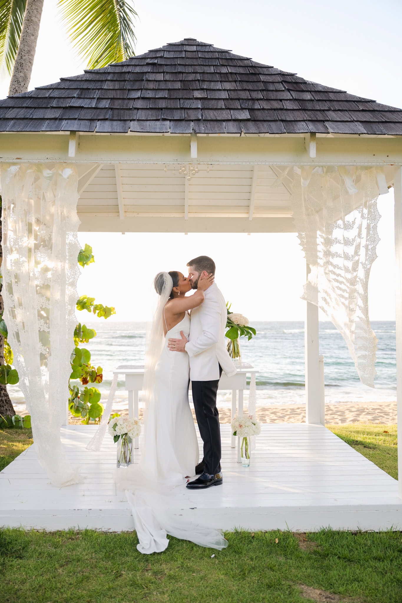 Villa Montana Beach Resort wedding ceremony by the gazebo in Puerto Rico