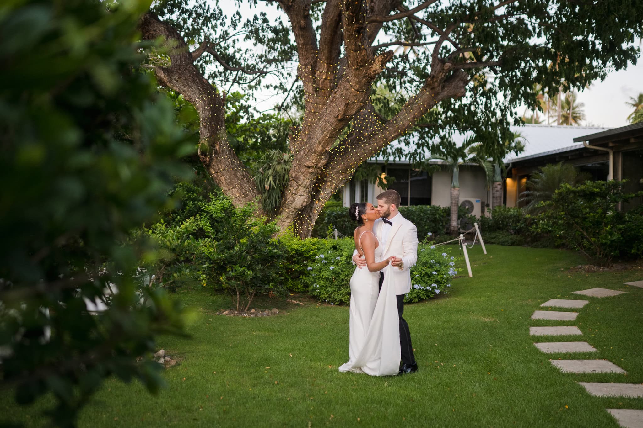 Villa Montana Beach Resort wedding ceremony by the gazebo in Puerto Rico
