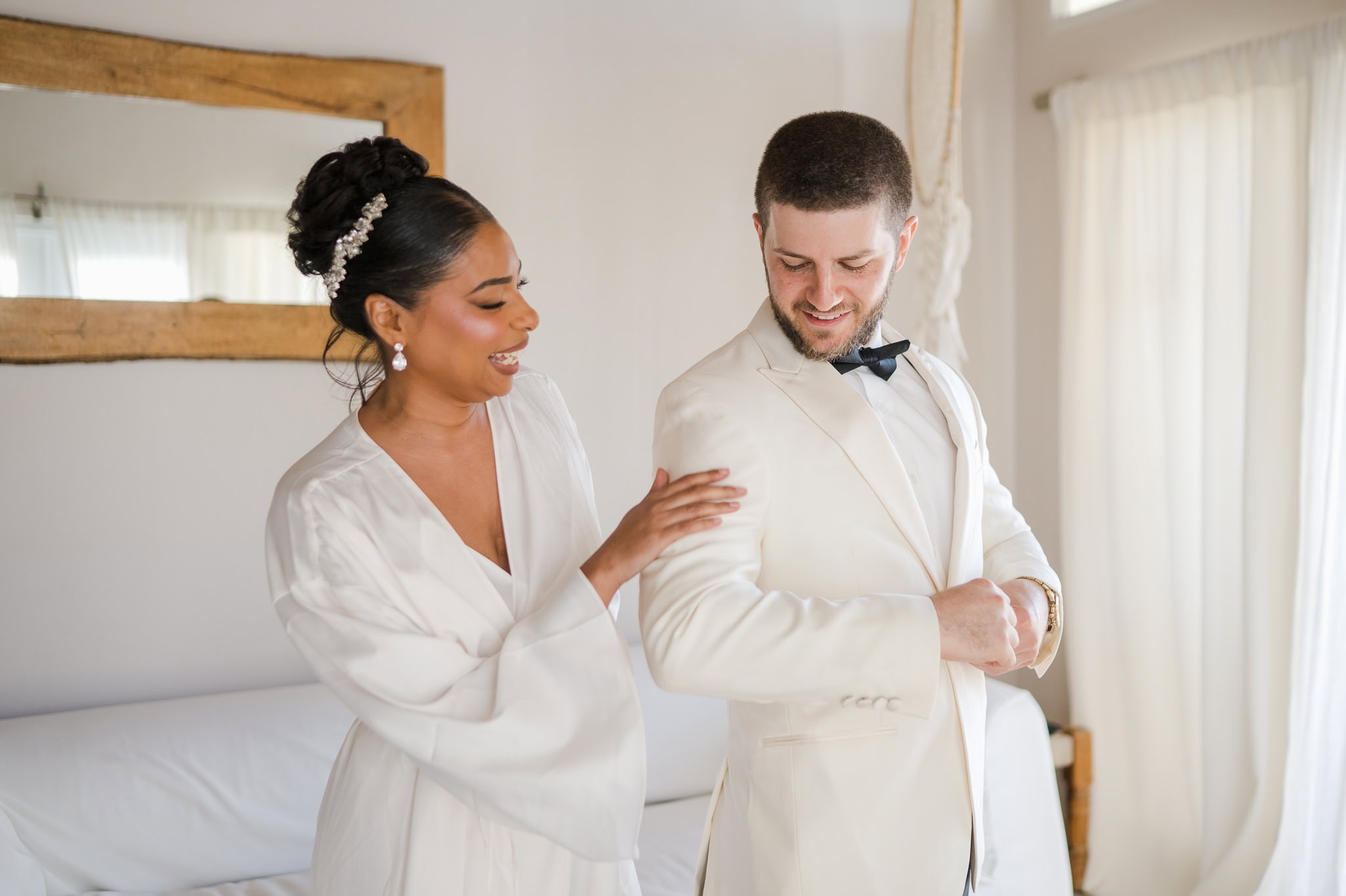 Villa Montana Beach Resort wedding ceremony by the gazebo in Puerto Rico