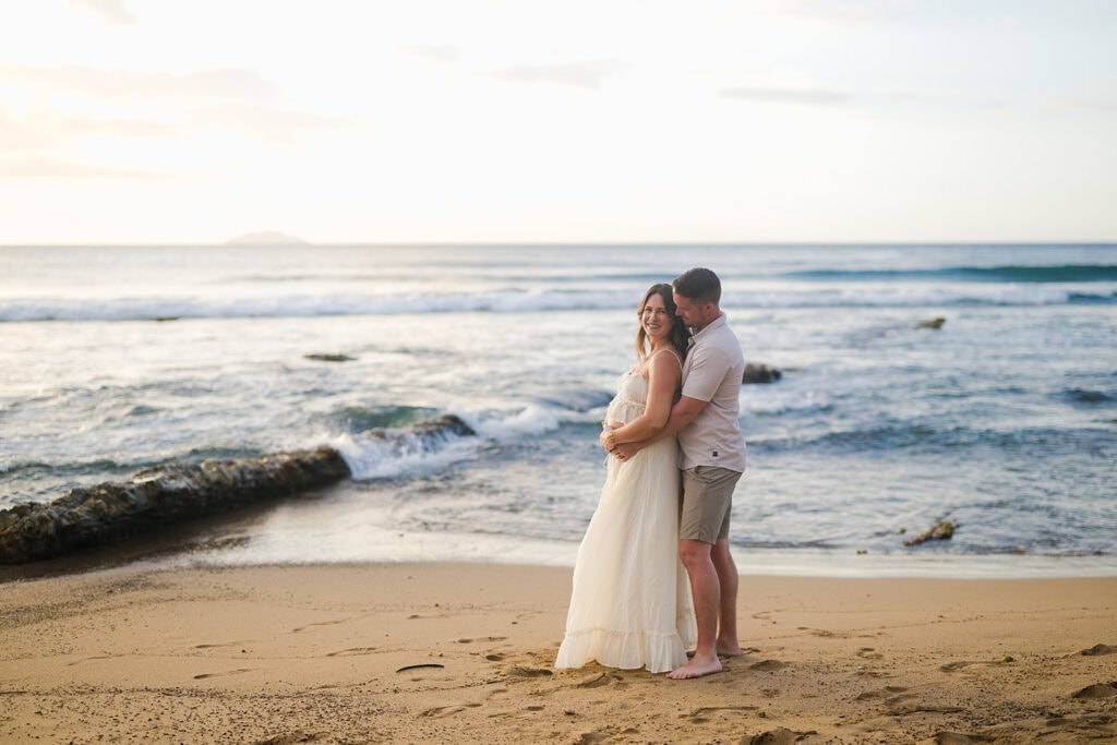 pregnancy photos on the beach in Puerto Rico
